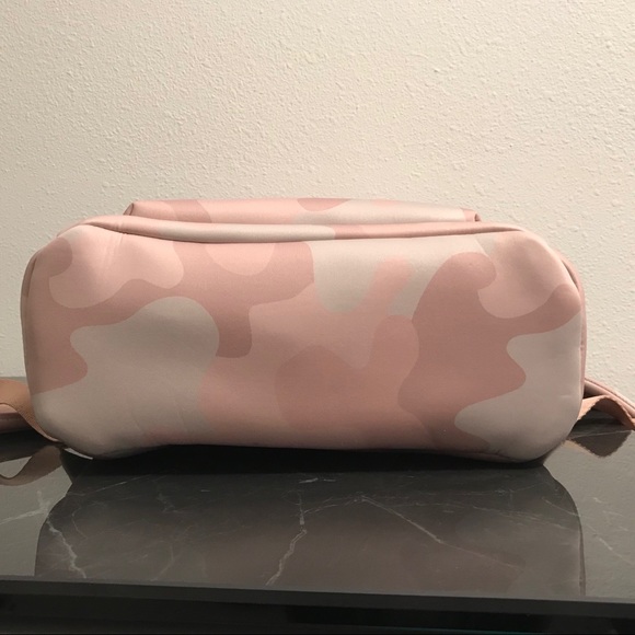 SOLD Dagne Dover Dakota Backpack Dusk Camo Medium - Picture 11 of 16